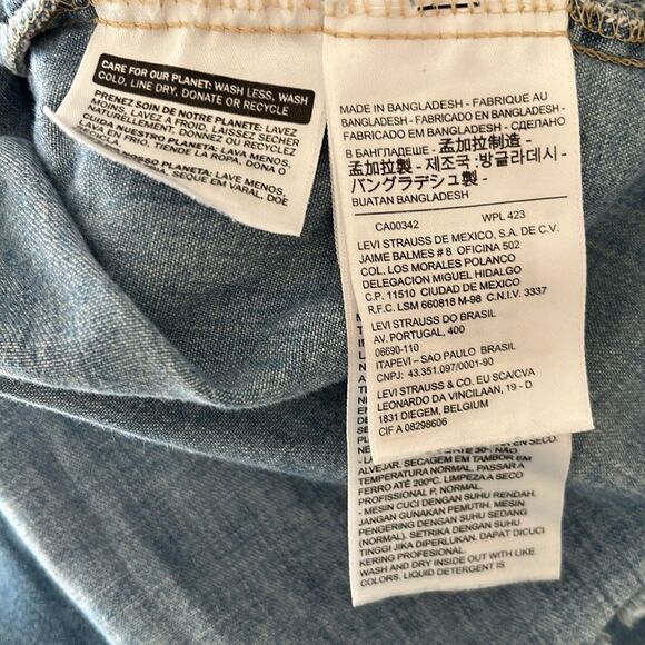 Levi's Med Blue Denim Red Tab Shirt Jacket Frayed Hem SZ 1X - Picture 10 of 11